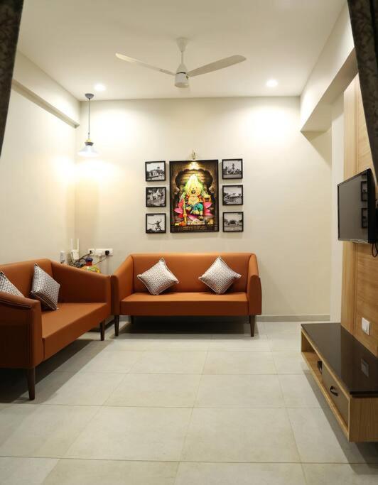 'Sumadhu Homes 301 ' โกลฮาปูร์ ภายนอก รูปภาพ