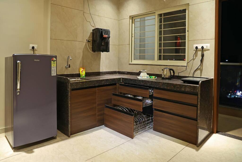 'Sumadhu Homes 301 ' โกลฮาปูร์ ภายนอก รูปภาพ