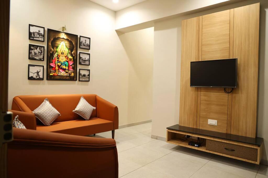 'Sumadhu Homes 301 ' โกลฮาปูร์ ภายนอก รูปภาพ
